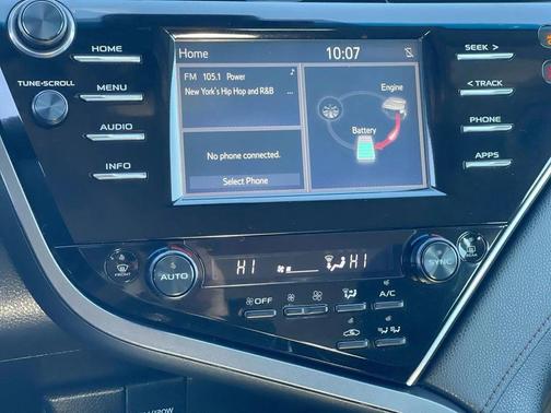 2018 Toyota Camry Hybrid LE