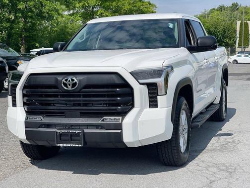 Ice Cap 2023 Toyota Tundra SR5