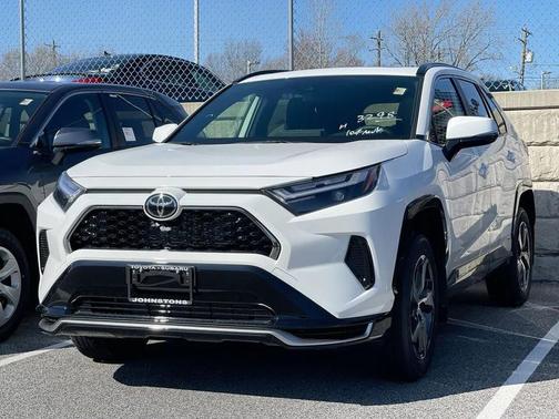 2025 Toyota RAV4 Hybrid SE
