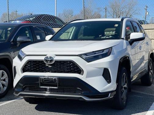 2025 Toyota RAV4 Hybrid SE
