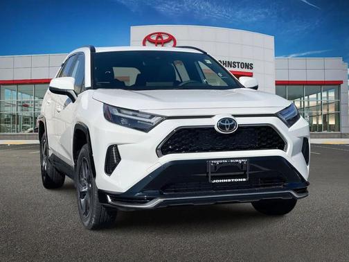 2025 Toyota RAV4 Hybrid SE