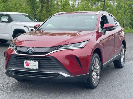 2022 Toyota Venza XLE