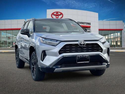 2025 Toyota RAV4 Hybrid SE