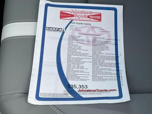 2025 Toyota Camry SE