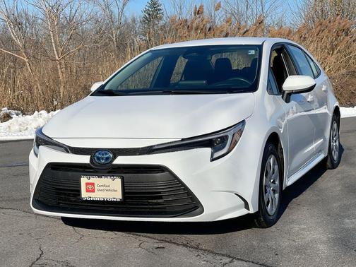 2025 Toyota Corolla Hybrid SE