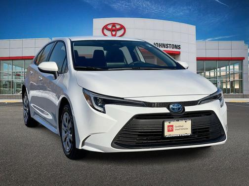 2025 Toyota Corolla Hybrid SE