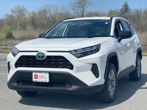 2024 Toyota RAV4 Hybrid SE