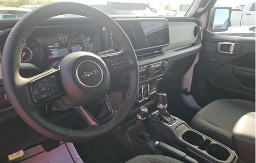 2025 Jeep Gladiator Sport S