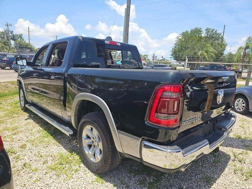 Black Forest Green Pearlcoat 2019 RAM 1500 Laramie