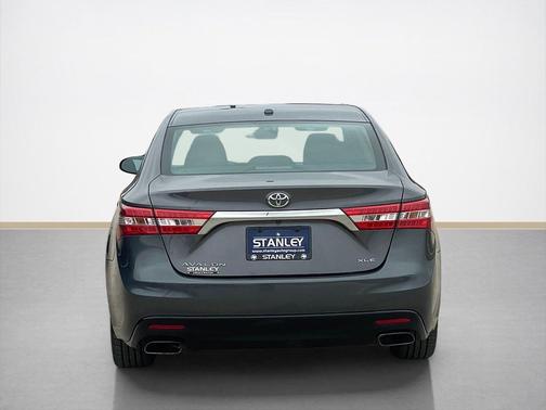 Magnetic Gray Metallic 2014 Toyota Avalon XLE Touring