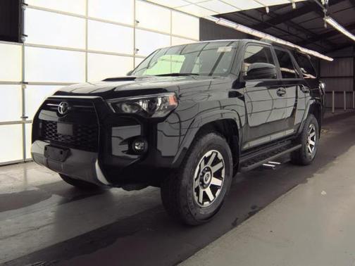 2024 Toyota 4Runner TRD Off Road