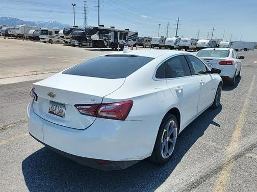 2022 Chevrolet Malibu FWD LT