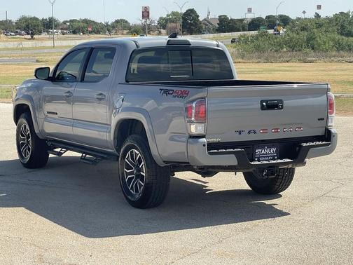 2021 Toyota Tacoma TRD Sport