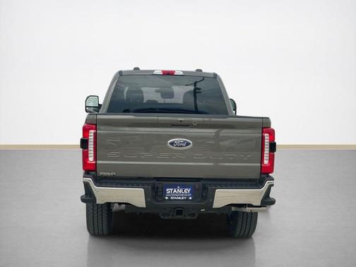 Marsh Gray 2026 Ford F-250 Lariat