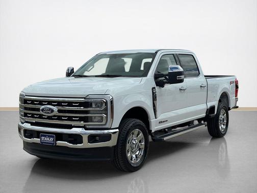 Oxford White 2026 Ford F-250 Lariat
