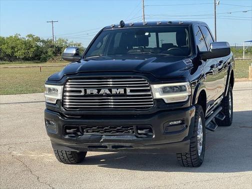 2021 RAM 2500 Laramie Crew Cab 4x4 6'4' Box