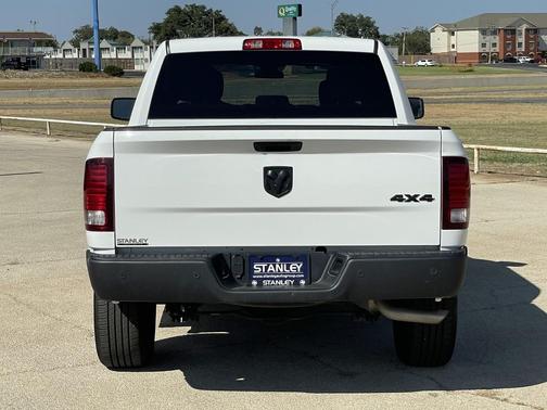 2023 RAM 1500 Classic Warlock Crew Cab 4x4 5'7' Box