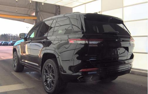 2025 Jeep Grand Cherokee Summit