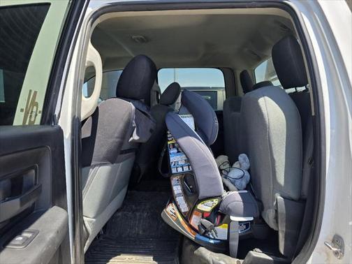 2018 RAM 2500 Tradesman Crew Cab 4x4 6'4' Box