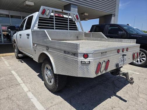 2018 RAM 2500 Tradesman Crew Cab 4x4 6'4' Box