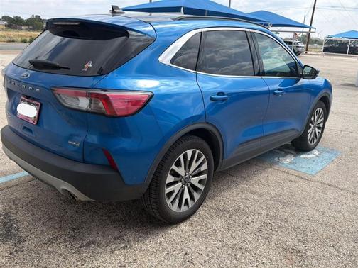 Velocity Blue Metallic 2020 Ford Escape Titanium