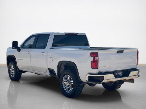 Summit White 2021 Chevrolet Silverado 2500 LT
