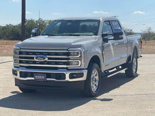 2026 Ford F-250 Lariat