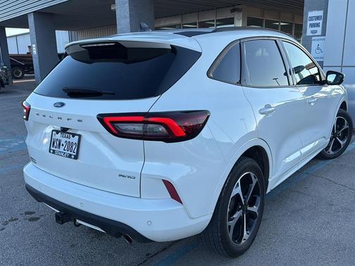 2023 Ford Escape ST-Line Select
