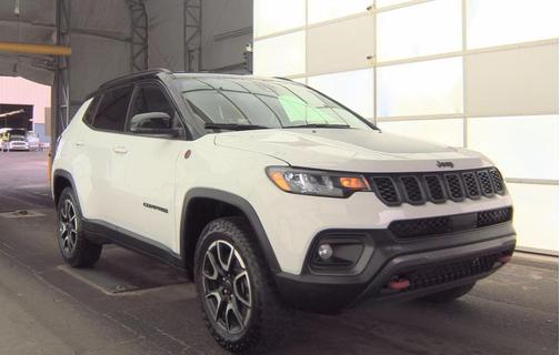 2025 Jeep Compass Trailhawk