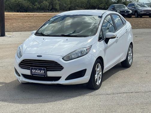 2015 Ford Fiesta SE