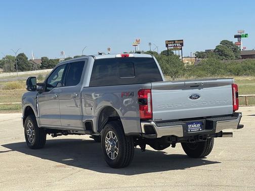 2026 Ford F-350 Lariat