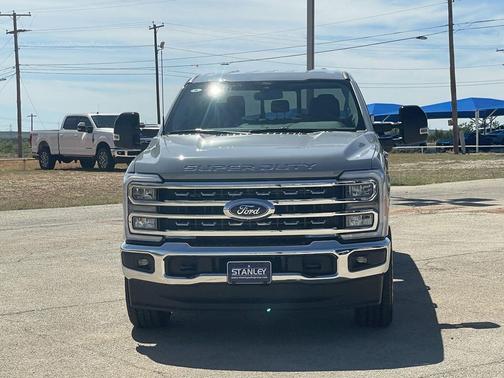 2026 Ford F-350 Lariat