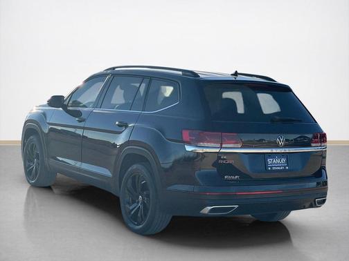 2022 Volkswagen Atlas 2.0T SE w/Technology