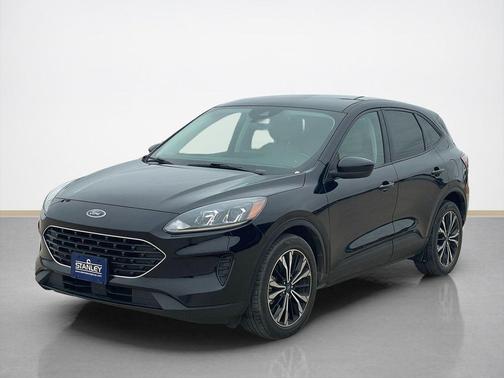 Agate Black Metallic 2022 Ford Escape SE