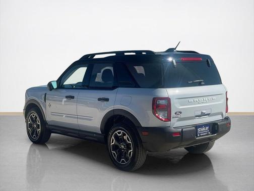 Space White Metallic 2026 Ford Bronco Sport Outer Banks