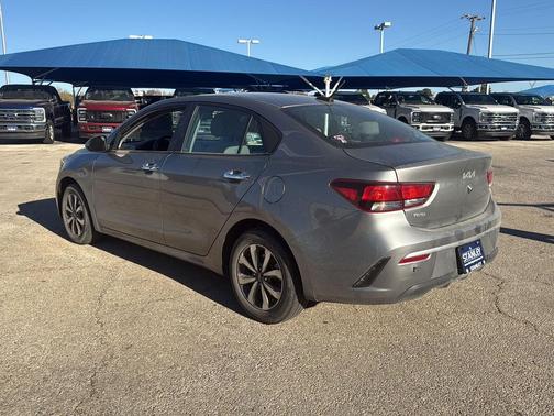 2022 Kia Rio S