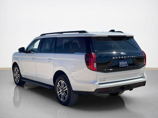2025 Ford Expedition Max Active 4x4