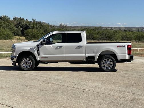 2026 Ford F-250 Lariat