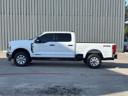 2024 Ford F-250 XLT