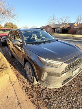 2023 Toyota RAV4 XLE