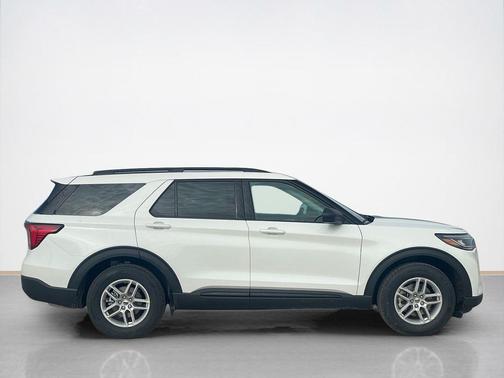 2026 Ford Explorer Active (200A)