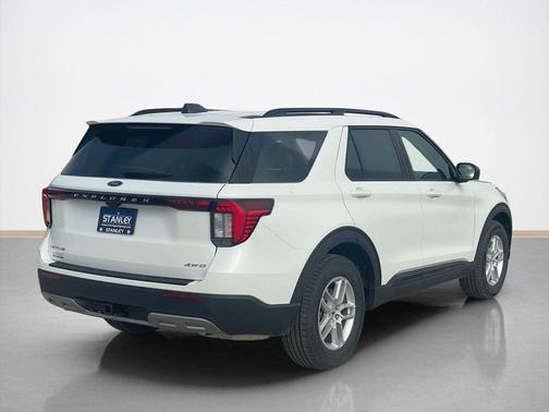 2026 Ford Explorer Active (200A)