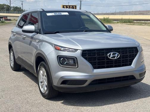 2021 Hyundai VENUE SE