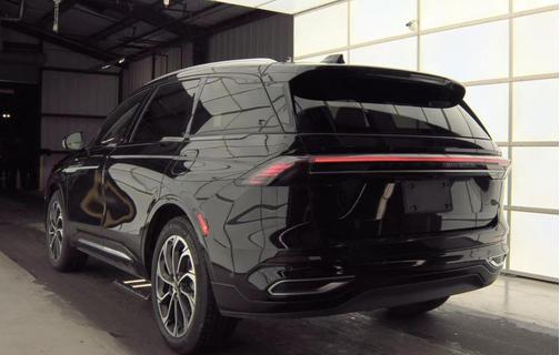 2024 Lincoln Nautilus Reserve