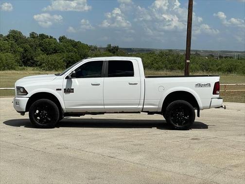 2018 RAM 2500 Laramie Crew Cab 4x4 6'4' Box