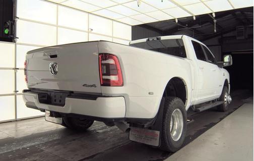 2023 RAM 3500 Big Horn Crew Cab 4x4 8' Box