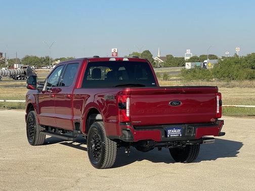 2026 Ford F-250 Lariat