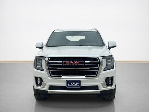 White Frost Tricoat 2021 GMC Yukon SLT