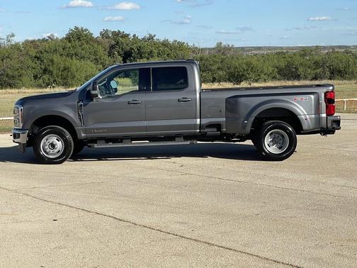 2026 Ford F-350 XLT