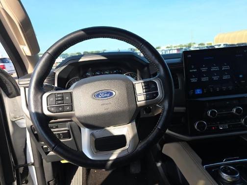 2023 Ford Expedition Max XLT